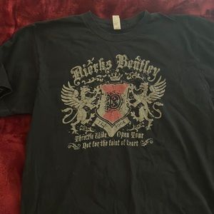 Black and red T-shirt